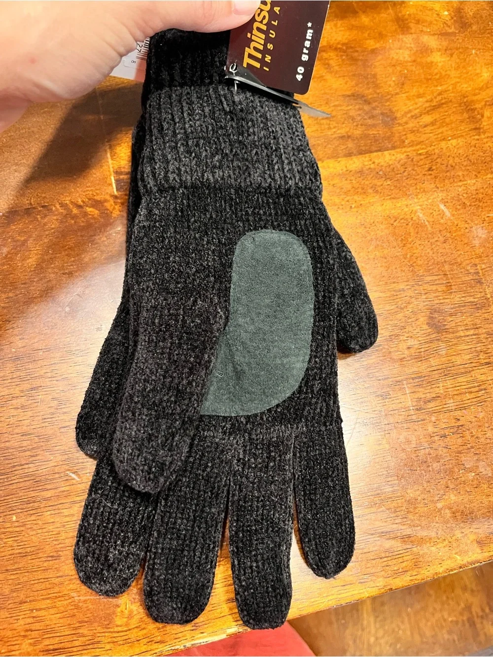 VTG 2003 Isotoner thinsulate women’s gloves NWT black one size